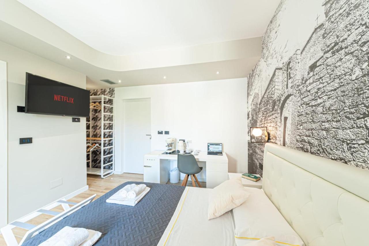 Eleonore Elegant Rooms Cagliari Kültér fotó